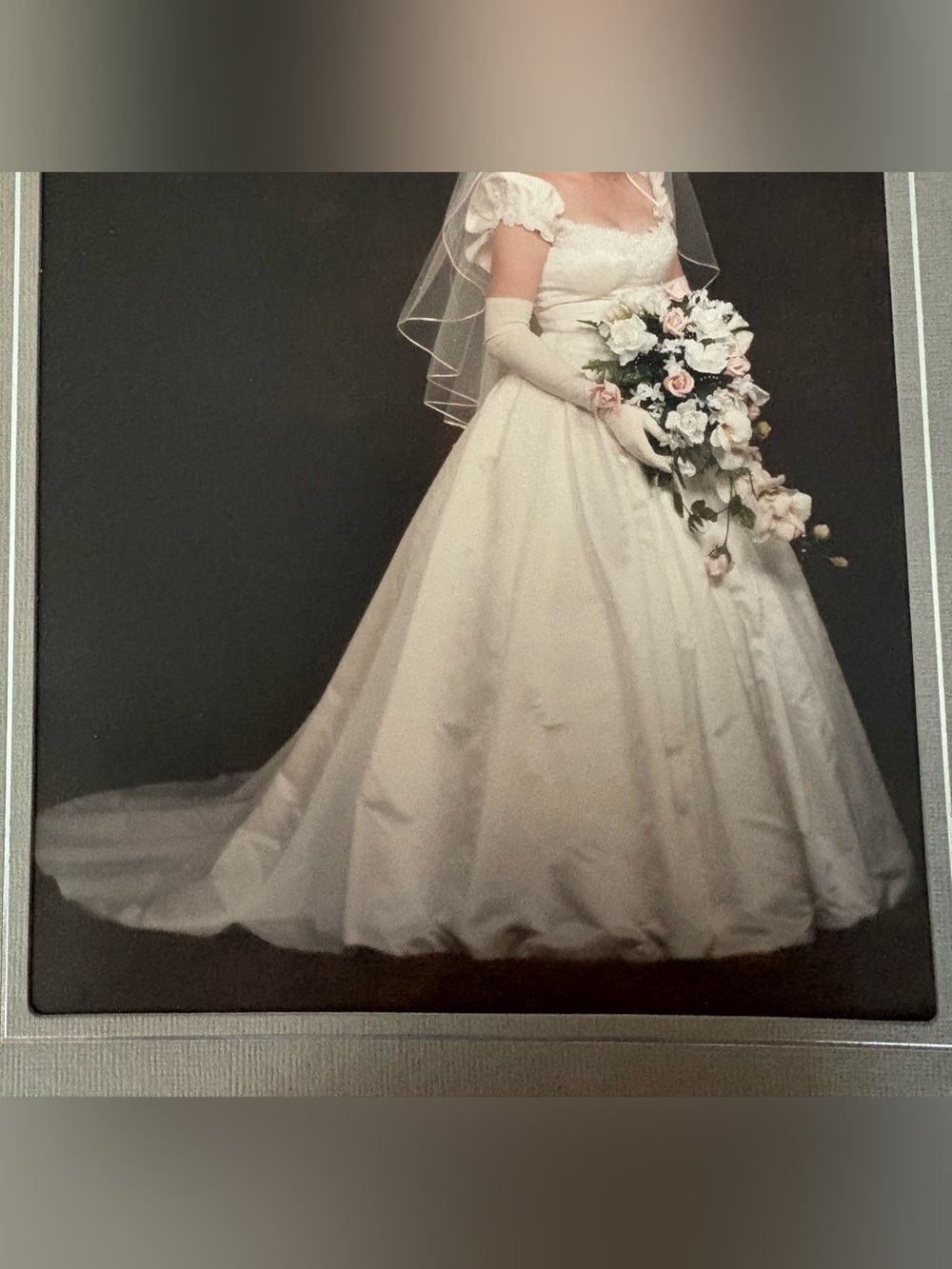 Vintage Priscilla of Boston wedding gown size 10. Candle light silk satin $500